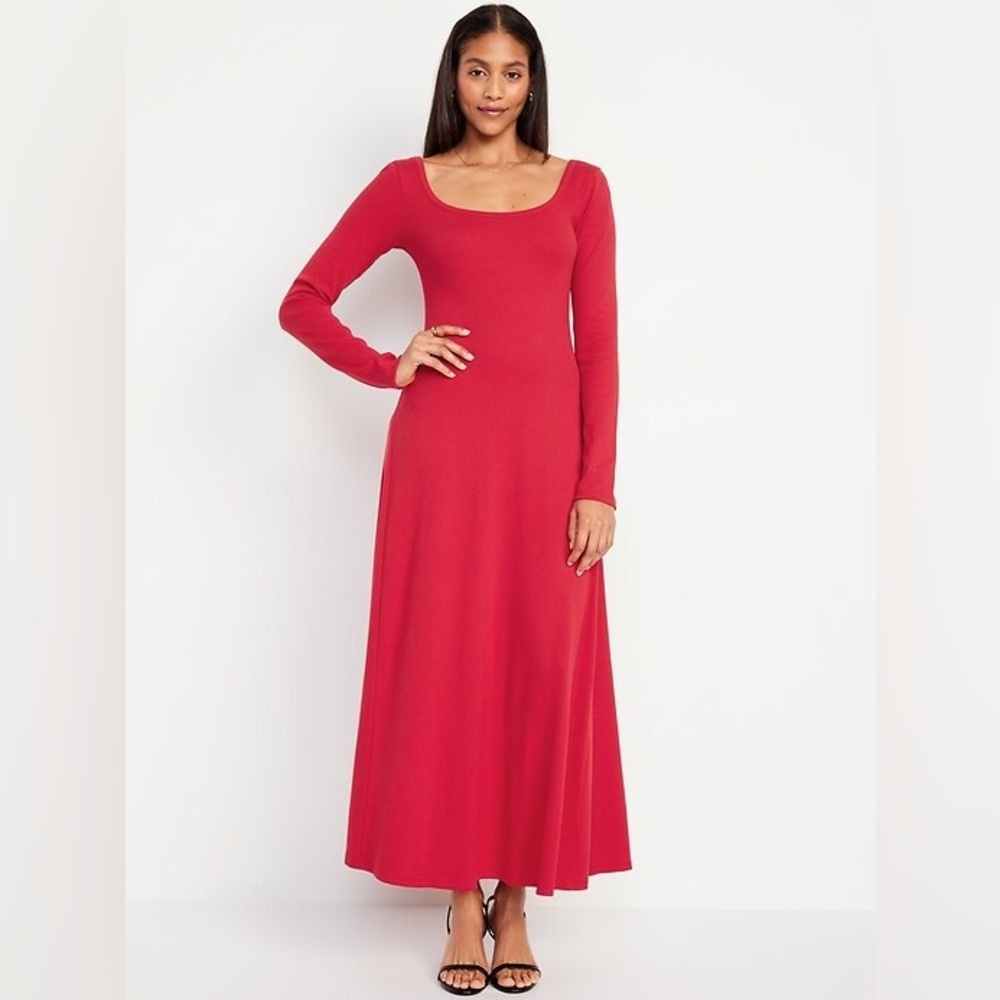 Old Navy Red Long Sleeve Scoop Neck Flare Maxi Dress